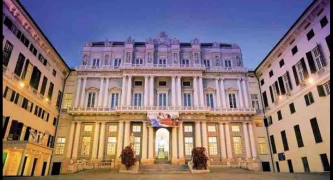 Amazing San Lorenzo 19, Rolli Palace Unesco - Stunning View Overlooking The Cathedral - Free Private Parking- Genua Zewnętrze zdjęcie